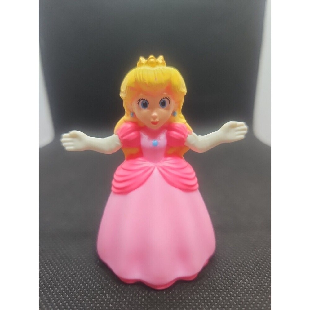 Princess Peach Super Mario Bros 3" Figurine Action Figure Cake Topper